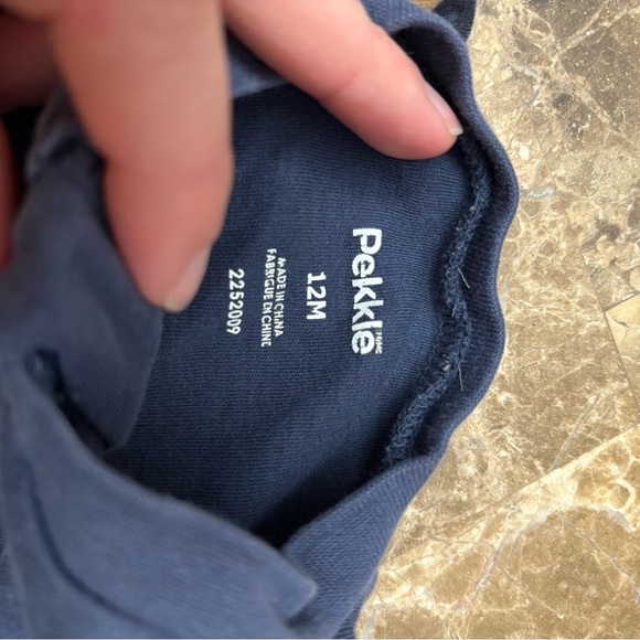 4-30$ Pekkle snow truck print Pajamas 12months - Picture 5 of 5